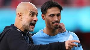 Guardiola Sorprende: ¿Fin del Tiki-Taka? Estrategia Defensiva Inédita - Imagen ilustrativa del artículo
