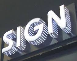 Hasil gambar untuk huruf timbul