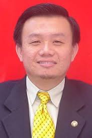 Dr. Taufiq Yap Yun Hin yang bertajuk Catalysis for a Sustainable World akan diadakan pada. Tarikh : 7 Ogos 2009 (Jumaat). Tempat: Dewan Taklimat Bangunan ... - taufik