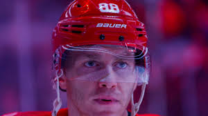 Patrick Kane Ties Mike Modano's U.S.-Born NHL Scoring Record