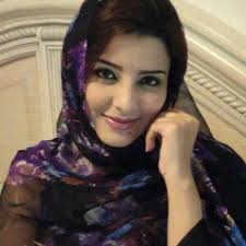 Résultat de recherche d'images pour "photo fashion girl banat"