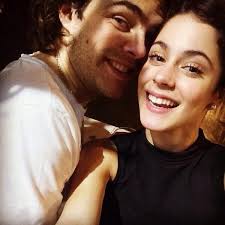 Resultado de imagem para fotos de martina stoessel e peter