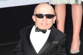 Vern Troyer amfAR Cinema Against AIDS - Arrivals - 2009 Cannes Film Festival - amfAR%2BCinema%2BAgainst%2BAIDS%2BArrivals%2B2009%2BCannes%2BTthBrUisHVym