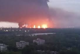 Vídeo: ataque ucraniano deixa quatro mortos e provoca incêndio na Rússia