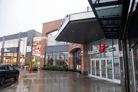 Houston restaurant in Brossard loses alcohol permit amid crime concerns