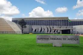 STJ proíbe bancos de oferecer empréstimo consignado na casa de aposentados e pensionistas idosos