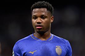 Barcelona to keep €29 million buyback clause in exit-bound winger’s deal