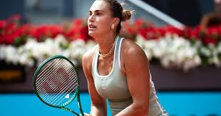 Sabalenka pode recuperar Nº 1 do ano após derrota de Rybakina