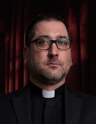 7 choses à savoir sur l’abbé François des Traîtres