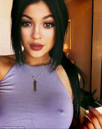 Résultat de recherche d'images pour "kylie jenner"