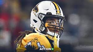 College Football Picks Wyoming vs Akron