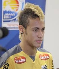 Neymar da Silva Santos Júnior ............... Brasilien