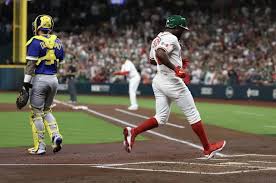 Seattle Mariners' Randy Arozarena Goes Viral For Nice World Baseball Classic Moment