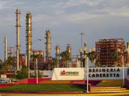 Pemex frente a las refinerías clandestinas