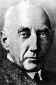 Roald Amundsen (Ronald Amundsen) was a Norwegian explorer. He was born in 1872 and died in 1928. - Roald_Amundsen