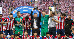 Chivas vs Tigres: dos títulos disputados, cuentas pendientes y una rivalidad que arde en Liguilla