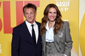 Julia Roberts and Sean Penn Bond Over Danny Moder on Actors on Actors