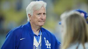 What Mark Walter's federal probe means for the Dodgers and Lakers