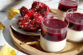 ژله انار با دو روش ساده و سریع ویژه شب یلدا | ژله انار چقدر زمان برای بستن نیاز دارد؟