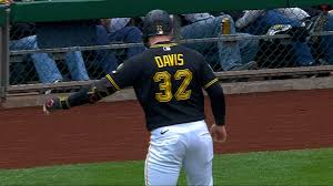 Pirates' entire offense makes history with onslaught of walks, RBIs and runs