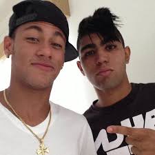 Neymar tira onda da nova promessa do Santos e já cria apelido: &#39;Emo!&#39; | New Order News - neymar_e_gabigol