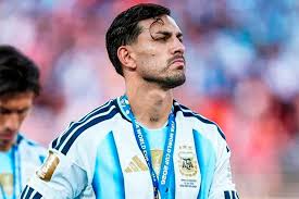 Paredes jugó tres partidos del Mundial con una costilla fisurada, según revelaron