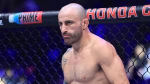 UFC 314 Preview: Can Volkanovski Reclaim Gold From Topuria?