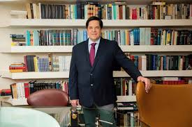 Harvard elige a Ortiz Mena para uno de sus órganos