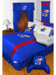 Résultat de recherche d'images pour "KU Jayhawk appliqued quilt"