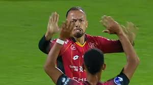 VIDEO: así fue el gol de Luis Cardozo en propia puerta para el empate de Deportivo Cuenca ante Recoleta FC