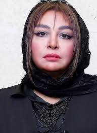 عکس/ چهره متفاوت همسر جواد عزتی با میکاپ مصری و گردنبند خاص