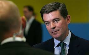 Sports minister Hugh Robertson has ramped up the pressure on the Football Association as it prepares to appoint a new chairman, calling on the governing ... - Hugh_Robertson_1757664b