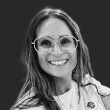 LAURA GOODMAKER - Team - malikshaw