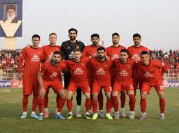 لطف اجباری یاران بیرانوند و تراکتور به پرسپولیس؛ شاگردان اوسمار همچنان صدرنشین ماندند!