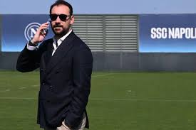 Manna: «Mercato? Non è facile toccare gli equilibri e non rovinarli» A Dazn: «vogliamo provare a migliore la squadra, non è certo che questo accada, ci sono ancora venti giorni. Billing? Fummo fortunati, bravo lui, grande ragazzo». https://www.ilnapolista.it/20