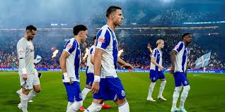 Notícias - O onze do FC Porto para a receção ao Estoril Praia