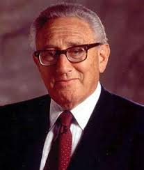 Extracto del libro GOBIERNO MUNDIAL, de Esteban Cabal. Henry Kissinger: “Abraham ben Elazar, más conocido como Henry Kissinger, es considerado como uno de ... - 248001_323373694409385_525574844_n