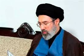 El hijo de Ali Jamenei podría asumir el liderazgo supremo en Irán: análisis de su posible sucesión