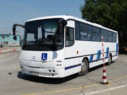 Znalezione obrazy dla zapytania autobus nauka jazdy na drodze