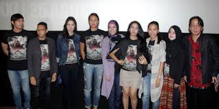 pemeran film haji backpacker 2014