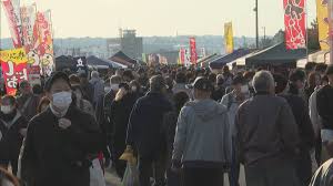 青森・八戸市 地震後初の朝市 県内で最大震度5強を観測後 警戒が続く中
