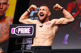 Video: Merab Dvalishvili chokes out bodybuilding influencer Larry Wheels in seconds