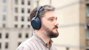 Review: I compared Sony’s new XM6 headphones to the competition