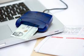 Le fisc contraint de renvoyer 950.000 propositions de déclarations d'impôts simplifiées : "Un problème technique"