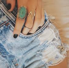 Resultado de imagem para tendencia de cintos inverno 2016