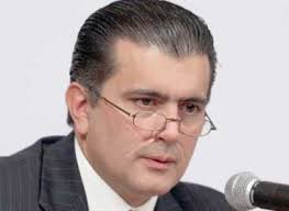El secretario de Educación Pública federal Alonso Lujambio, dijo que la Secretaría de Educación de Michoacán fue la que proporcionó la información del ... - arton29049-79771