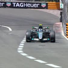 Pole Position: Antonelli lidera e Bortoleto é 7º no último treino antes da classificação