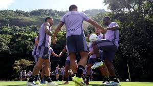 Com Alexander Barboza, sem Villalba, Santí e Chris Ramos: Botafogo divulga relacionados para jogo com Internacional