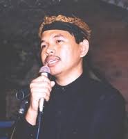 Dedi Mulyadi, who is rather young, being born in Subang in 1971, and represents Golkar, however says that he doesn&#39;t need to restate the syahadat, ... - dedi-mulyadi