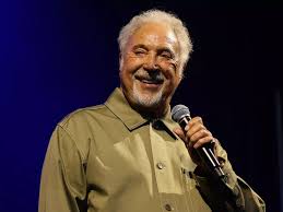 Tom Jones' strange health remedy saw him hang upside down 'like a bat'